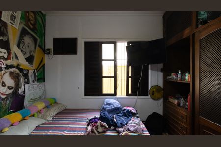 Casa à venda com 252m², 3 quartos e 2 vagasQuarto 2