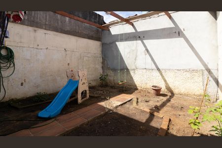 Casa à venda com 252m², 3 quartos e 2 vagasQuintal