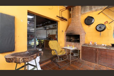 Casa à venda com 252m², 3 quartos e 2 vagasChurrasqueira