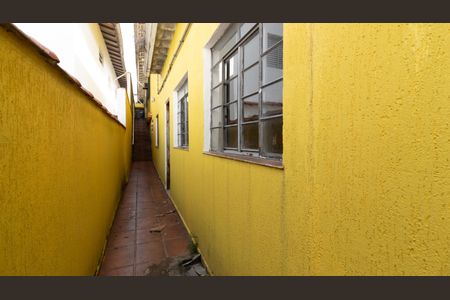 Casa à venda com 252m², 3 quartos e 2 vagasCorredor