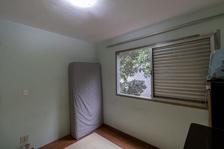 Apartamento à venda com 76m², 2 quartos e 1 vagaQuarto 2