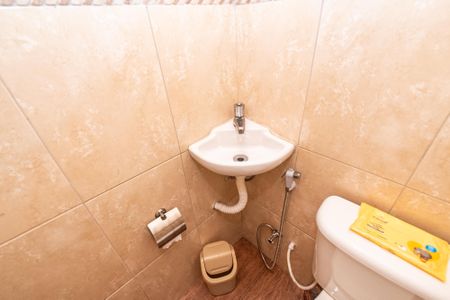 Casa à venda com 112m², 3 quartos e 1 vagaBanheiro de serviço