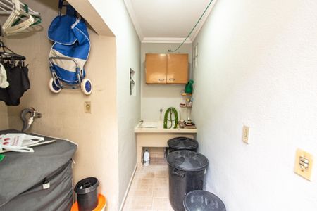 Casa à venda com 112m², 3 quartos e 1 vagaÁrea de serviço