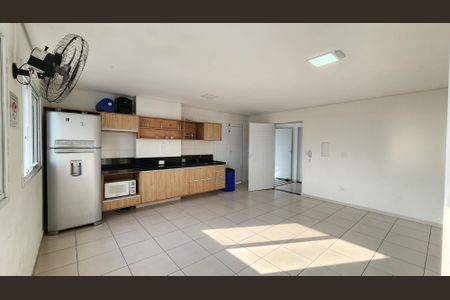 Apartamento para alugar com 101m², 2 quartos e 1 vaga Apartamento para alugar com 101m², 2 quartos e 1 vagaÁrea comum - Salão de festas