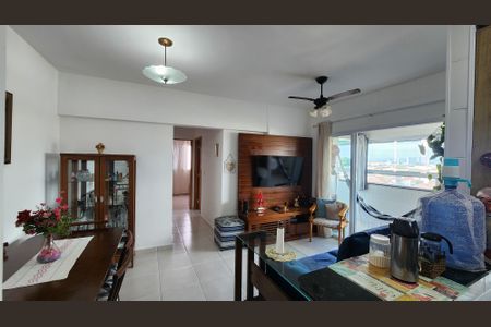 Apartamento para alugar com 101m², 2 quartos e 1 vaga Apartamento para alugar com 101m², 2 quartos e 1 vagaSala