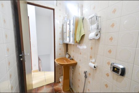 Casa à venda com 120m², 2 quartos e 1 vagaBanheiro