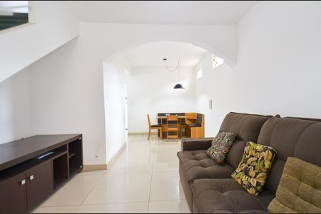 Casa à venda com 120m², 2 quartos e 1 vagaSala de estar