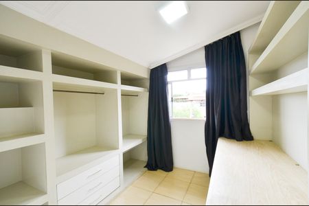 Casa à venda com 120m², 2 quartos e 1 vagaQuarto2/ closet