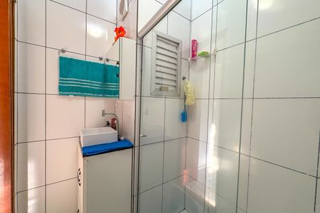 Apartamento à venda com 62m², 2 quartos e 1 vaga Apartamento à venda com 62m², 2 quartos e 1 vagaBanheiro