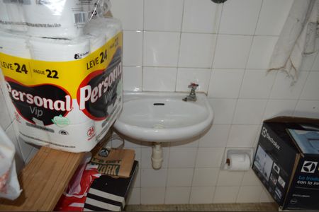 Apartamento à venda com 57m², 1 quarto e sem vagaBanheiro de Serviço