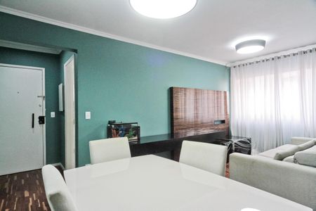 Apartamento à venda com 70m², 2 quartos e 1 vagaSala