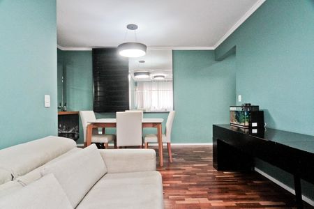 Apartamento à venda com 70m², 2 quartos e 1 vagaSala
