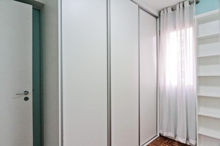 Apartamento à venda com 70m², 2 quartos e 1 vagaQuarto 2