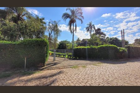 Casa à venda com 280m², 3 quartos e 6 vagasFachada