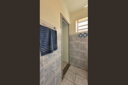 Casa à venda com 280m², 3 quartos e 6 vagasBanheiro da Edicula