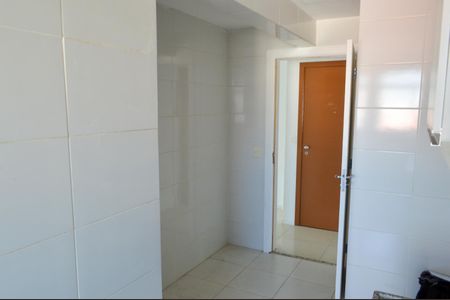Apartamento à venda com 187m², 4 quartos e 2 vagas Apartamento à venda com 187m², 4 quartos e 2 vagasCozinha
