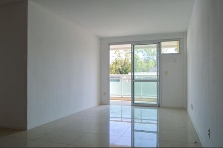 Apartamento à venda com 187m², 4 quartos e 2 vagas Apartamento à venda com 187m², 4 quartos e 2 vagasSala