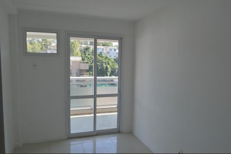 Apartamento à venda com 187m², 4 quartos e 2 vagas Apartamento à venda com 187m², 4 quartos e 2 vagasQuarto