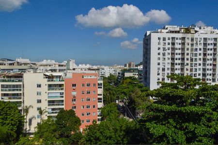 Apartamento à venda com 187m², 4 quartos e 2 vagas Apartamento à venda com 187m², 4 quartos e 2 vagasVista da Varanda