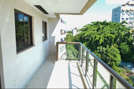 Apartamento à venda com 169m², 3 quartos e 1 vagaVaranda
