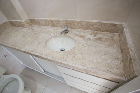 Apartamento à venda com 121m², 2 quartos e 1 vagaBanheiro da Suíte