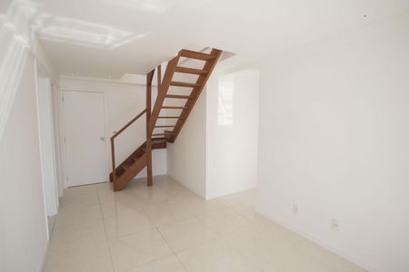 Apartamento à venda com 121m², 2 quartos e 1 vagaSala