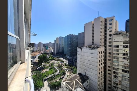 Apartamento para alugar com 33m², 1 quarto e sem vaga Apartamento para alugar com 33m², 1 quarto e sem vagaVista da sala