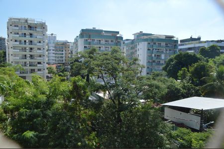 Apartamento à venda com 84m², 3 quartos e 1 vaga Apartamento à venda com 84m², 3 quartos e 1 vagaVista da Varanda