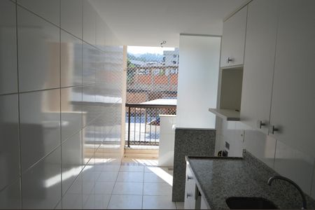 Apartamento à venda com 84m², 3 quartos e 1 vaga Apartamento à venda com 84m², 3 quartos e 1 vagaÁrea de Serviço