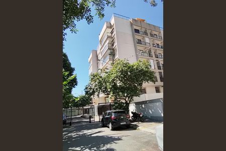 Apartamento à venda com 84m², 3 quartos e 1 vaga Apartamento à venda com 84m², 3 quartos e 1 vagaFachada