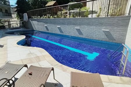 Apartamento à venda com 84m², 3 quartos e 1 vaga Apartamento à venda com 84m², 3 quartos e 1 vagaÁrea comum - Piscina