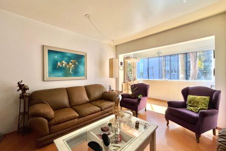 Apartamento à venda com 70m², 2 quartos e 2 vagas Apartamento à venda com 70m², 2 quartos e 2 vagasSala