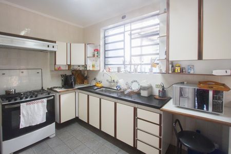 Casa à venda com 350m², 3 quartos e 3 vagasCozinha