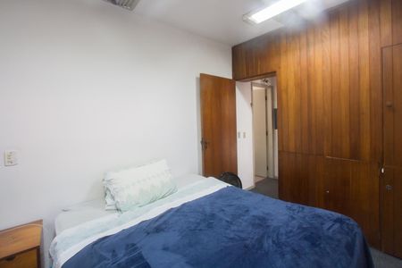 Casa à venda com 350m², 3 quartos e 3 vagasSuíte