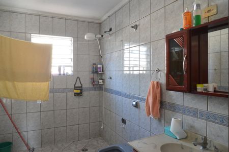 Casa à venda com 275m², 3 quartos e 2 vagasBanheiro Social