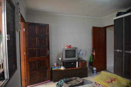 Casa à venda com 275m², 3 quartos e 2 vagasQuarto 3