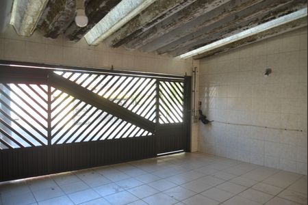 Casa à venda com 275m², 3 quartos e 2 vagasGaragem