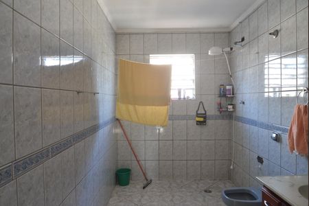 Casa à venda com 275m², 3 quartos e 2 vagasBanheiro Social