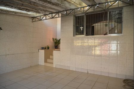 Casa à venda com 275m², 3 quartos e 2 vagasGaragem