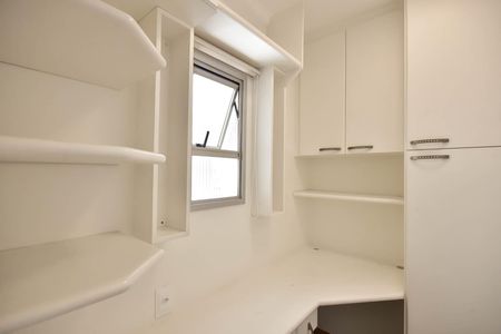 Apartamento para alugar com 84m², 3 quartos e 2 vagasQuarto de Serviço
