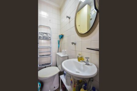 Apartamento para alugar com 84m², 3 quartos e 2 vagasBanheiro de Serviço