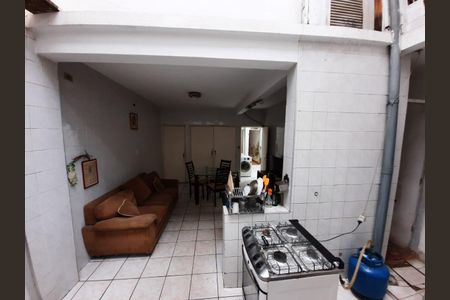 Casa à venda com 175m², 2 quartos e 2 vagas