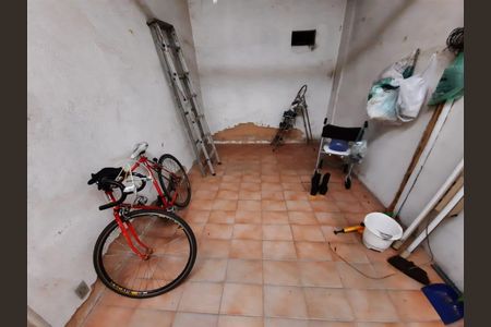 Casa à venda com 175m², 2 quartos e 2 vagas