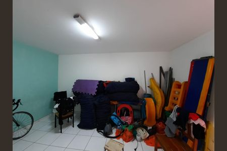 Casa à venda com 175m², 2 quartos e 2 vagas