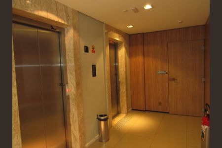 Apartamento à venda com 65m², 2 quartos e 1 vagaHall de entrada