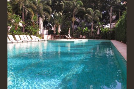 Apartamento à venda com 65m², 2 quartos e 1 vagaPiscina