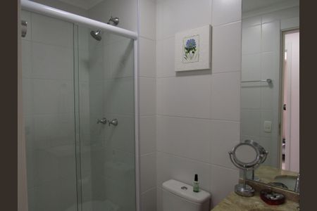 Apartamento à venda com 65m², 2 quartos e 1 vagaBanheiro Social