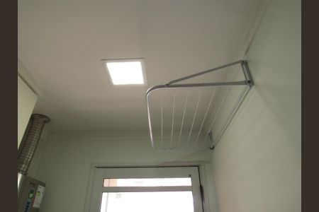 Apartamento à venda com 65m², 2 quartos e 1 vagaÁrea de serviço