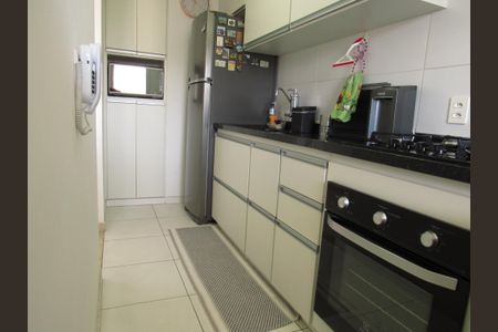 Apartamento à venda com 65m², 2 quartos e 1 vagaCozinha