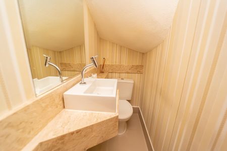 Casa à venda com 112m², 2 quartos e 2 vagasLavabo